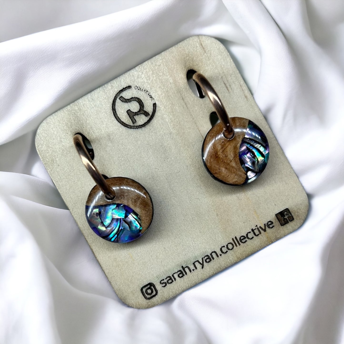 Reswood x Abalone Shell Small 15mm Huggies