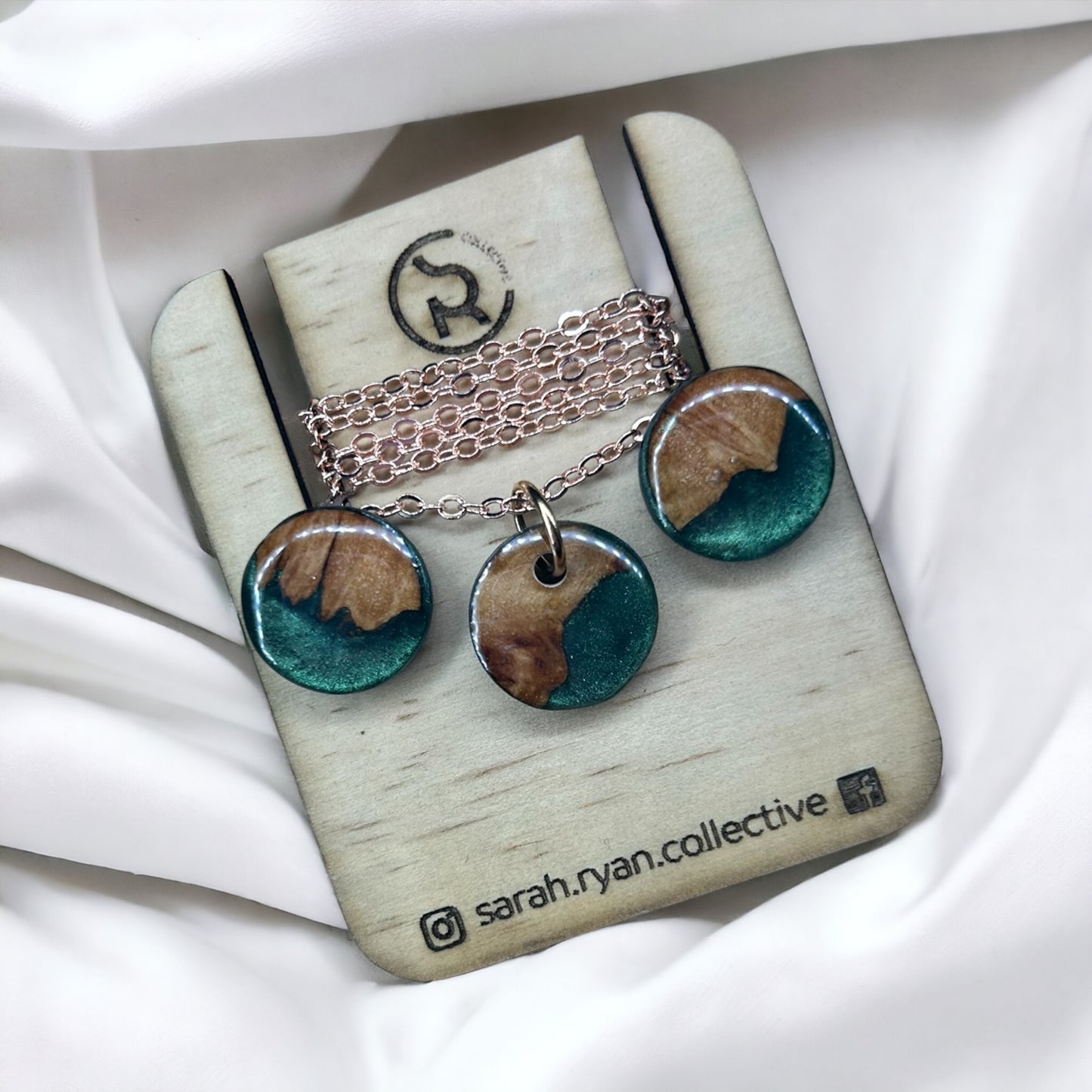 Reswood Dainty 15mm Pendant & Stud Set