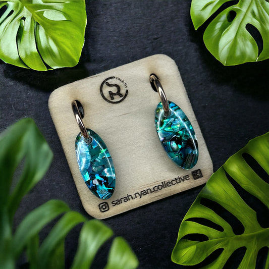 Crushed Abalone Shell Oval Huggies